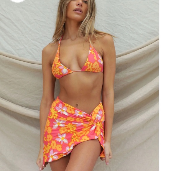 🧡 NWT STONE FOX SWIM Selma Sarong - Lei Lei Print Size XS - Picture 2 of 11